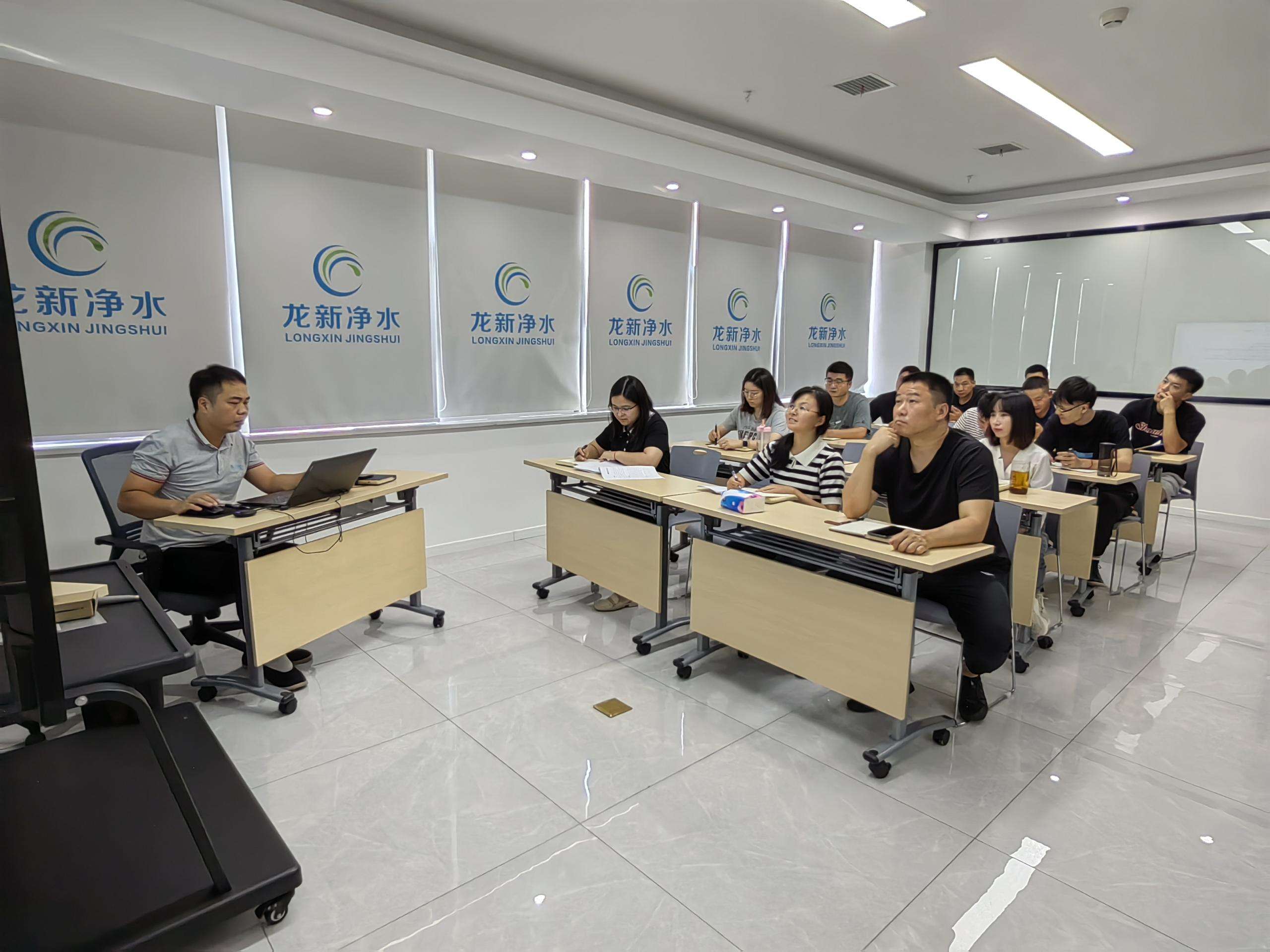【龍新培訓(xùn)】學(xué)習(xí)正當(dāng)時(shí)，奮楫篤行之